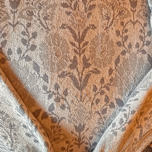 Ann Taylor Cream and Silver Jacquard Floral Sweater - Picture 11 of 13